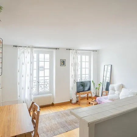 Апартаменты Cosy 1bd L'ile Saint-louis River Banks Париж